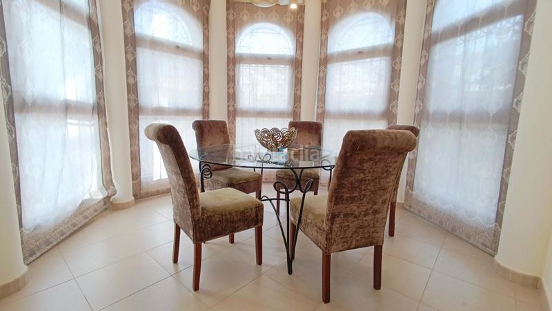 Foto dc19f40b-92a7-47e1-bce4-71d8f1dffcbc. House with heating pool in Rojales