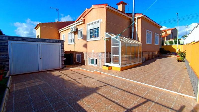 Foto 59f938e4-e46f-47d4-8f83-dd696678be71. House with heating parking in San Fulgencio