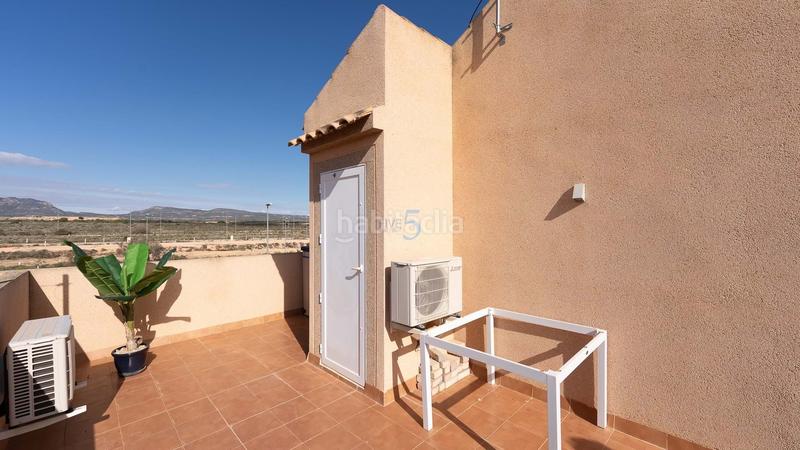 Foto 3804c3f4-d51d-4b19-8a32-2d3701ceafc6. Casa adossada amb calefacció a Jerónimo y Avileses Murcia