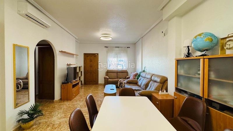 Foto 57b14e9d-9e16-42b8-b27f-cff2b9e8cd4b. Casa amb piscina a Los Balcones y los Altos Orihuela