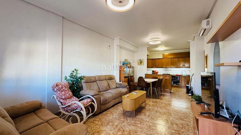 Foto 61ad0179-e148-4365-b12d-c4ccebca5fa3. Casa amb piscina a Los Balcones y los Altos Orihuela