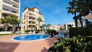 Pis  Carrer callosa 
apartment 
block. Este impresionante apartamento se encuentra en guardamar, dentro