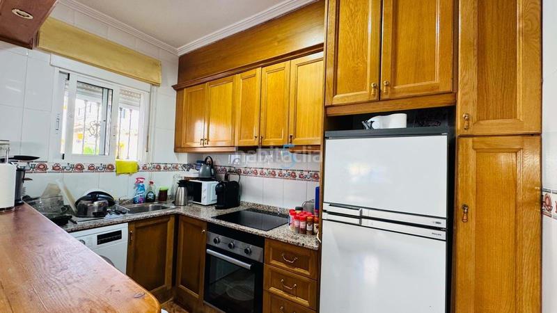 Foto b753146a-2d98-4b50-9397-0bd2da431b52. Reihenhaus mit pool in La Regia Orihuela