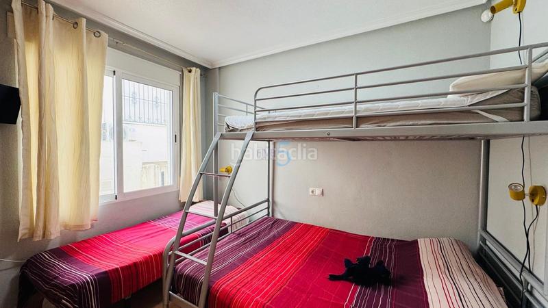 Foto 7c0fa453-e6bf-490d-938e-0e130b1c10a1. Casa a schiera con piscina in Los Almendros Orihuela