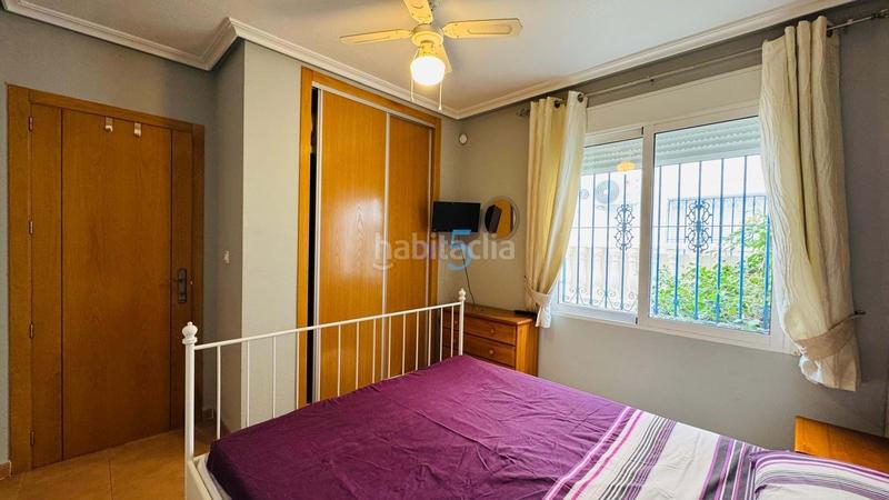 Foto dffcbecf-fe4c-4969-b566-e97c562dc857. Casa a schiera con piscina in Los Almendros Orihuela