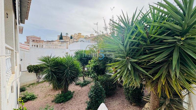 Foto 8e8a33ab-b9b2-4935-afaa-e0abc0018649. Casa amb piscina a Rojales