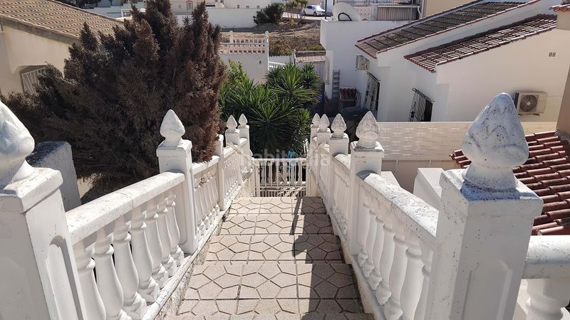 Foto c8ed0012-cd80-4977-9f00-027504eba277. Casa amb piscina a Rojales
