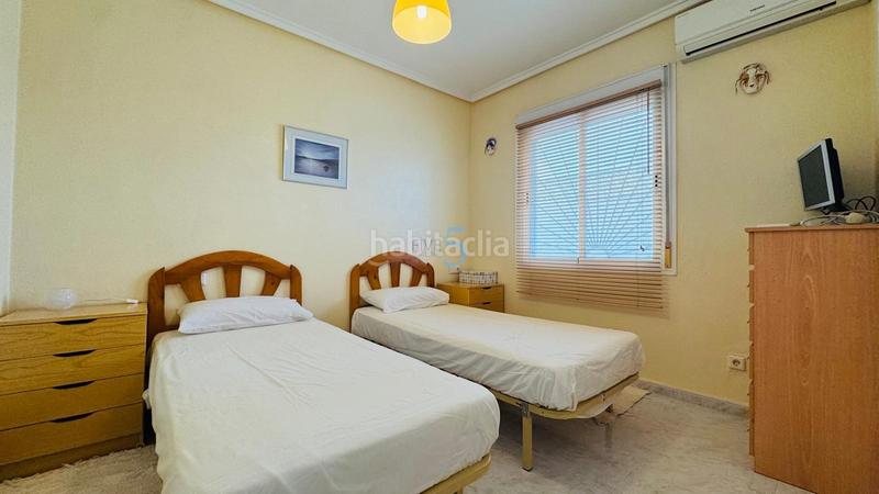 Foto e4fa7107-e80a-4c38-8733-f47ee18da948. Casa amb piscina a Rojales