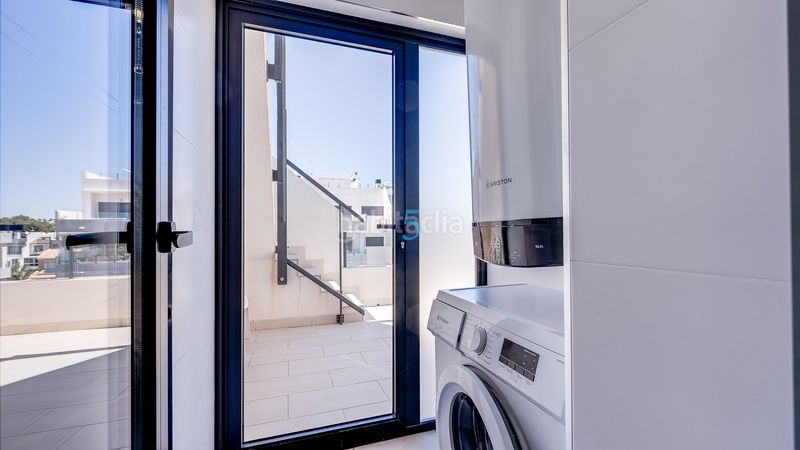 Foto 1d763ea9-1db1-413d-b502-8ba1b2b59502. Pis amb piscina a Villamartín-Las Filipinas Orihuela