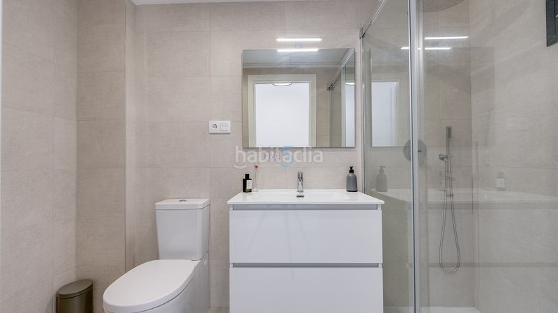 Foto 5b7da7a3-11bb-4940-91bd-e2bcba871bc8. Pis amb piscina a Villamartín-Las Filipinas Orihuela