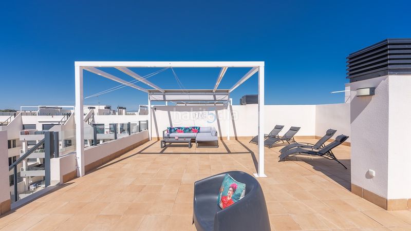 Foto 64a45b46-c7a0-4a9e-8dda-5ee0a6ca4358. Pis amb piscina a Villamartín-Las Filipinas Orihuela