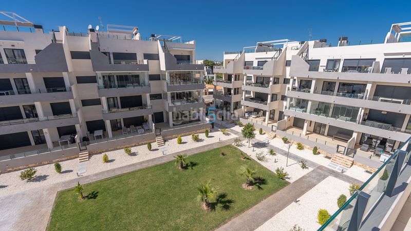 Foto 95dd3b2d-88bd-413e-bf5c-0a56f9f59db2. Pis amb piscina a Villamartín-Las Filipinas Orihuela