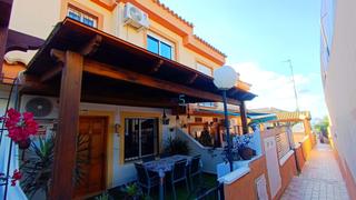 Maison jumelée  Calle pablo picasso. Casa adosada moderna de 2 dormitorios y 2 baños, con solario pri