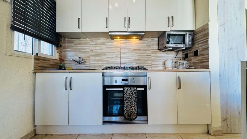 Foto 51cbf7ab-d1cb-4a32-a2d5-fa9fb0626e72. Casa amb calefacció piscina a Zona Carrefour - Urbanizaciones Torrevieja