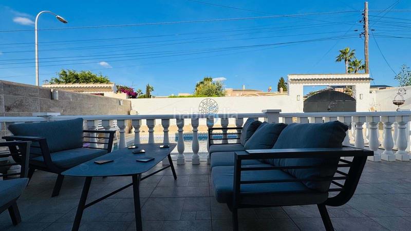 Foto f663f4bd-5964-4338-8f24-7e5530ae21ca. Casa amb calefacció piscina a Zona Carrefour - Urbanizaciones Torrevieja