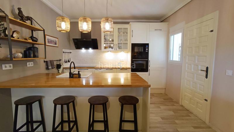 Foto b2c3efca-7bcb-4624-a679-0cc2d90811c9. Casa con riscaldamento piscina in Zona Carrefour - Urbanizaciones Torrevieja