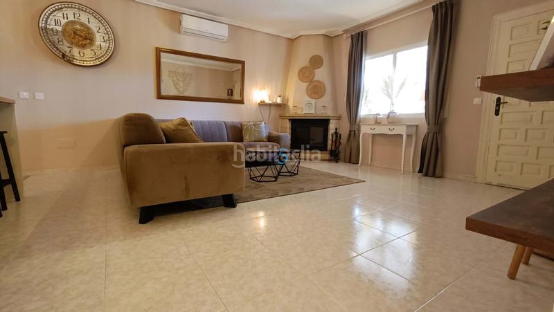 Foto bc27e034-2cda-43d7-b2de-93f9a5f42e11. Casa con riscaldamento piscina in Zona Carrefour - Urbanizaciones Torrevieja