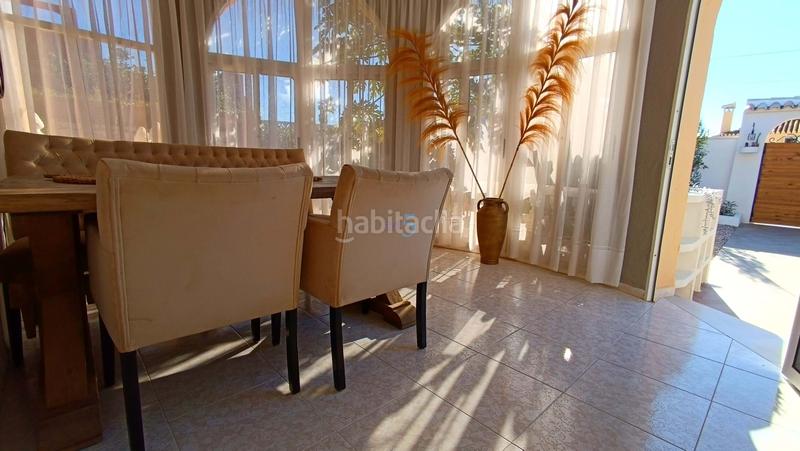 Foto cdc9b500-fc7f-46fa-b246-457b3e925393. Casa con riscaldamento piscina in Zona Carrefour - Urbanizaciones Torrevieja