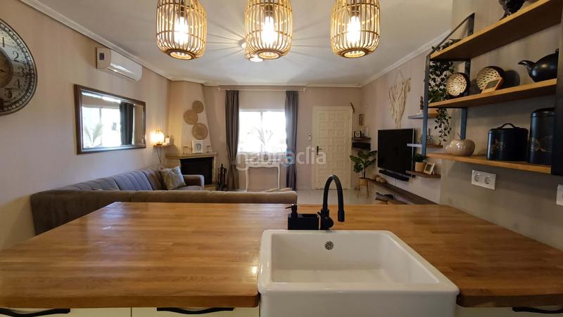 Foto ecc0c3fd-09a0-4ea6-b441-65bfaeae377f. Casa con riscaldamento piscina in Zona Carrefour - Urbanizaciones Torrevieja