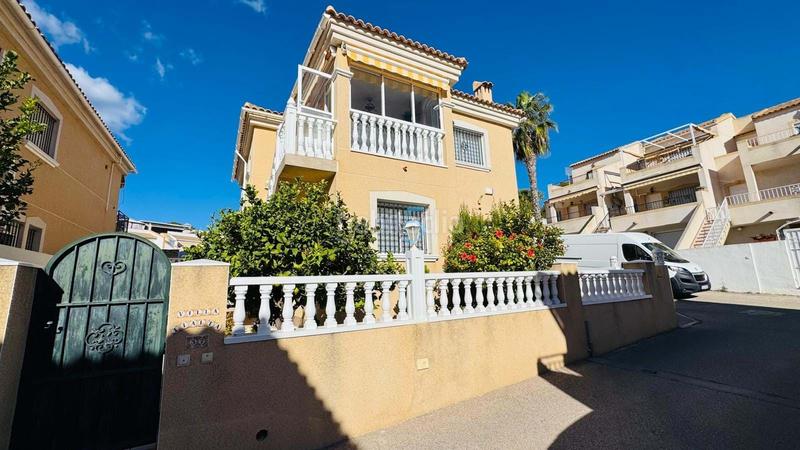 Foto 1ccc1968-65c8-486c-a0ac-ac68ae56e94d. Haus mit heizung parking pool in Villamartín-Las Filipinas Orihuela