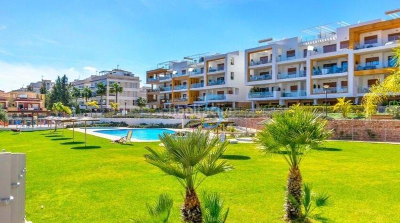 Foto e6cffd5d-6a93-4b7b-8097-c2d78634f280. Appartamento con piscina in Villamartín-Las Filipinas Orihuela