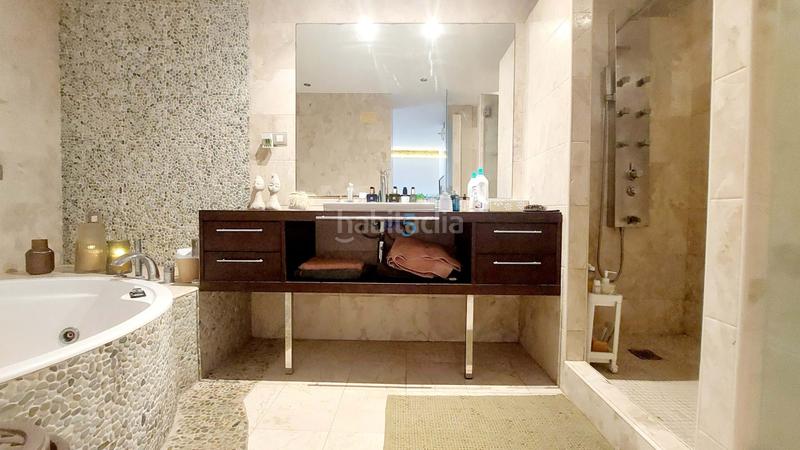 Foto 4dc9e2b0-4f03-4e0e-8eab-b20624299267. Maison jumelée avec chauffage parking dans Centro Alcázares (Los)