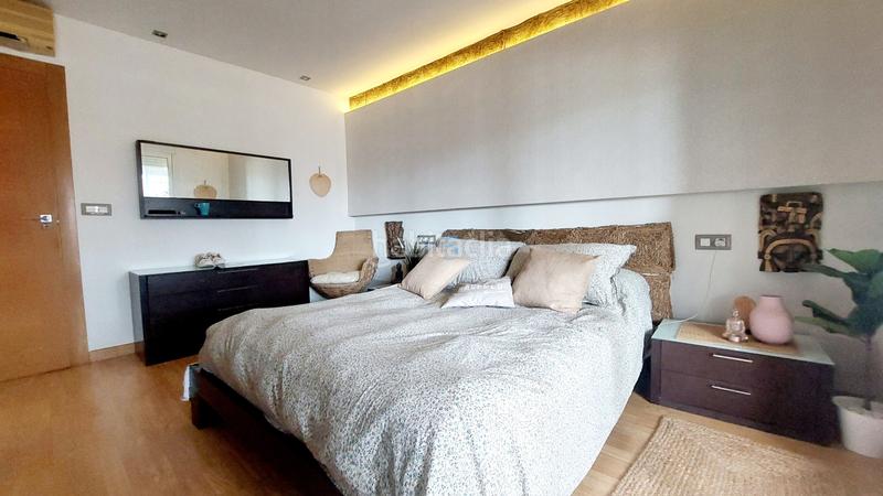 Foto 612c02be-866d-40a5-8eaf-05d2872c4d88. Maison jumelée avec chauffage parking dans Centro Alcázares (Los)