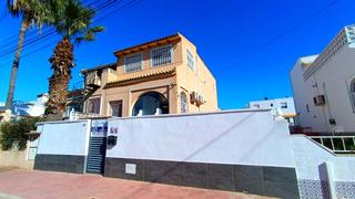 Haus  Calle indira gandi. Fantástica villa adosada de 3 dormitorios en la urbanización de