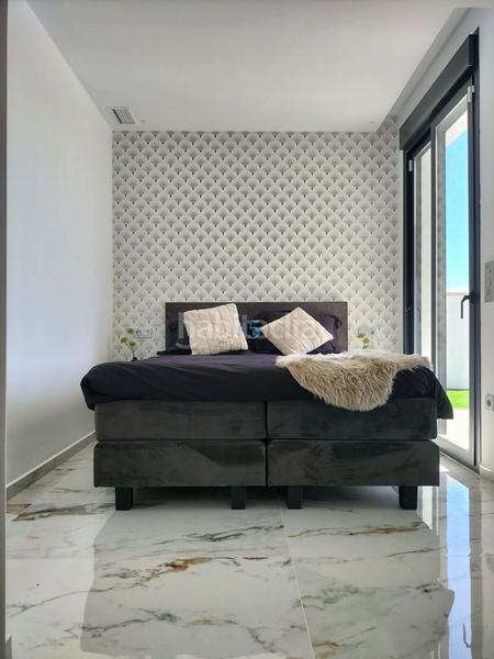 Foto 2526a918-3300-4fcf-a296-722a92d9e91f. House with pool in El Pinar de Campoverde Pilar de la Horadada