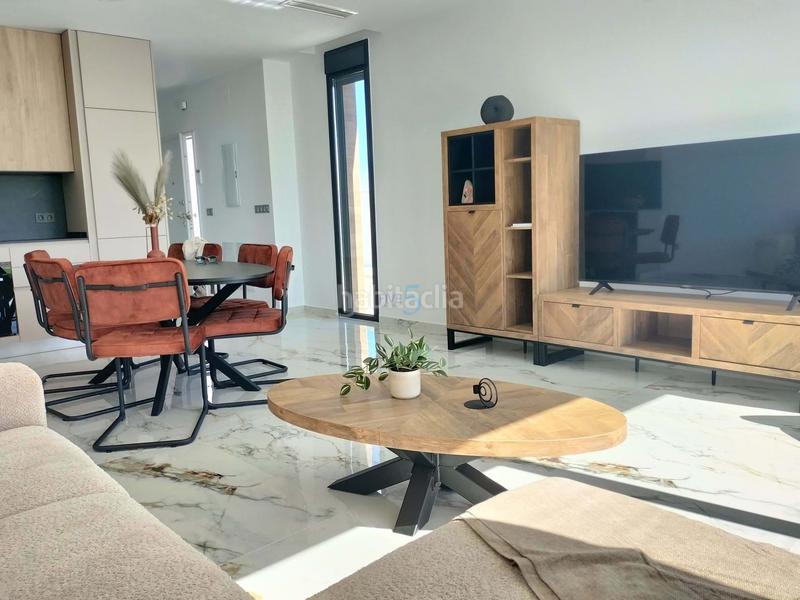 Foto 4865a8e3-f8e8-4dd3-8450-e48ec6600330. Maison avec piscine dans El Pinar de Campoverde Pilar de la Horadada