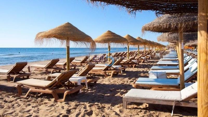 Foto ecf93655-b9f1-43e7-9cef-8d45c6fc198d. Etagenwohnung mit parking pool in Playa Poniente Benidorm