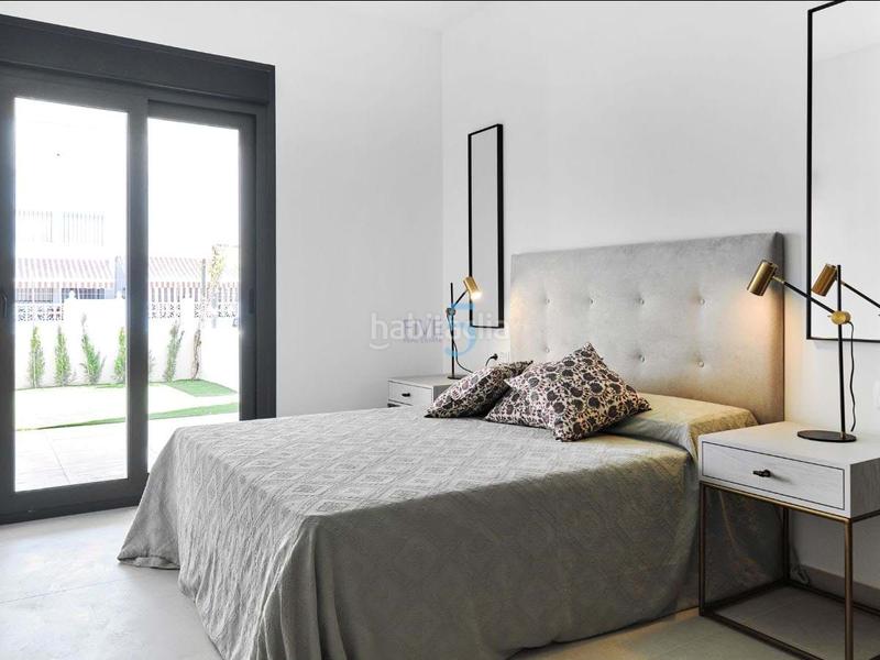 Foto bc2ce83d-1d66-4bed-ab7c-6e89d72339c3. Etagenwohnung mit parking pool in Playa de los Náufragos Torrevieja