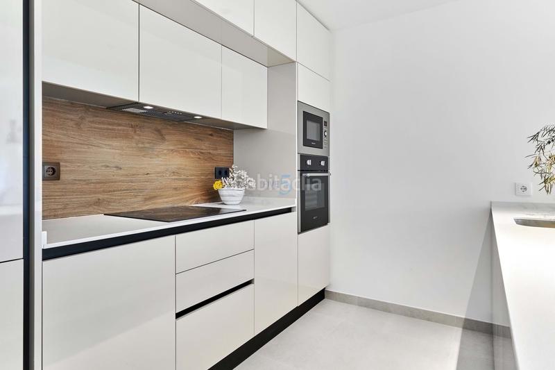 Foto 45272b9e-547f-4290-bdcc-b060489e77f2. Flat with parking pool in Playa de los Náufragos Torrevieja