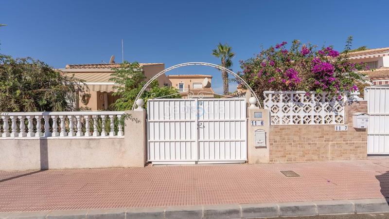 Foto 77dbaabd-fa88-4f48-8876-4495a764a298. Maison avec chauffage piscine dans Rojales