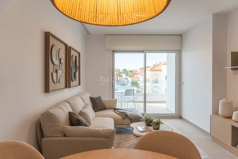 Foto 54193a77-de33-4ead-9d4d-678457e0ae31. Pis amb piscina a Playa Flamenca Orihuela