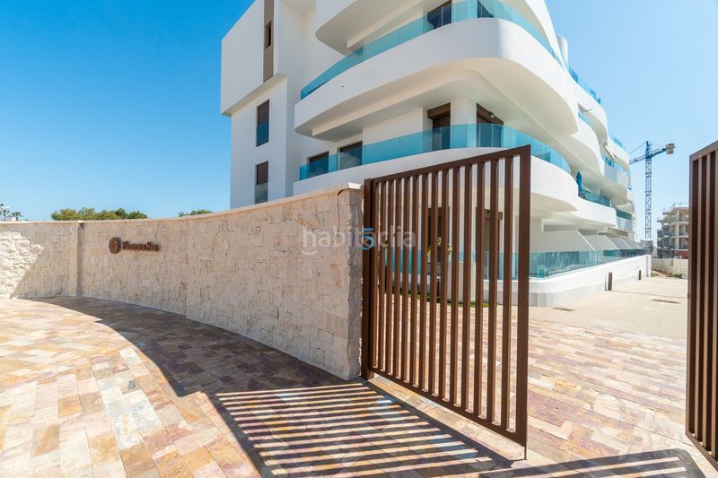 Foto b133ad9f-e2a9-4da2-9255-e309434fe524. Pis amb piscina a Playa Flamenca Orihuela