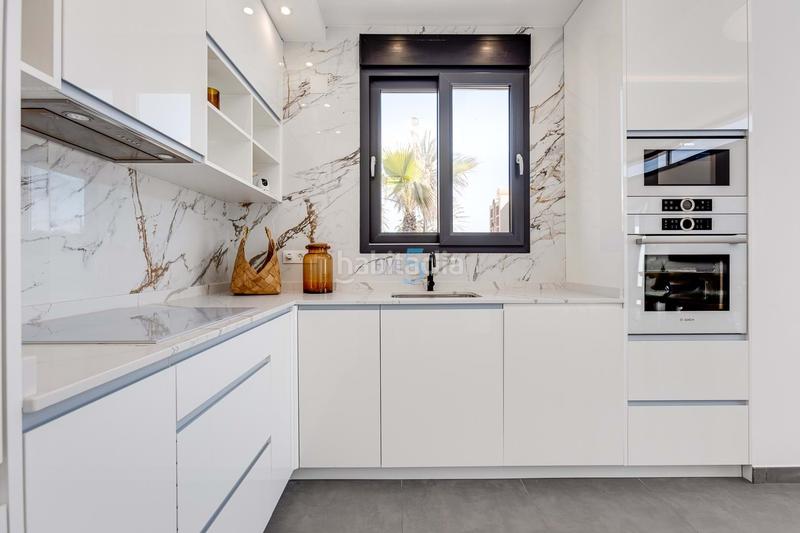 Foto e6510b6e-6bb8-4ea7-ba01-85b66f398ee6. Casa a Los Europeos Torrevieja