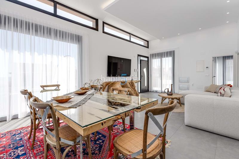 Foto f445db1d-b8fd-4254-aca1-3ec97624d6b8. Haus in Los Europeos Torrevieja