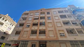Piso en El Acequión. Apartamento de 2 dormitorios y 1 baño en la 4ª planta, orientaci