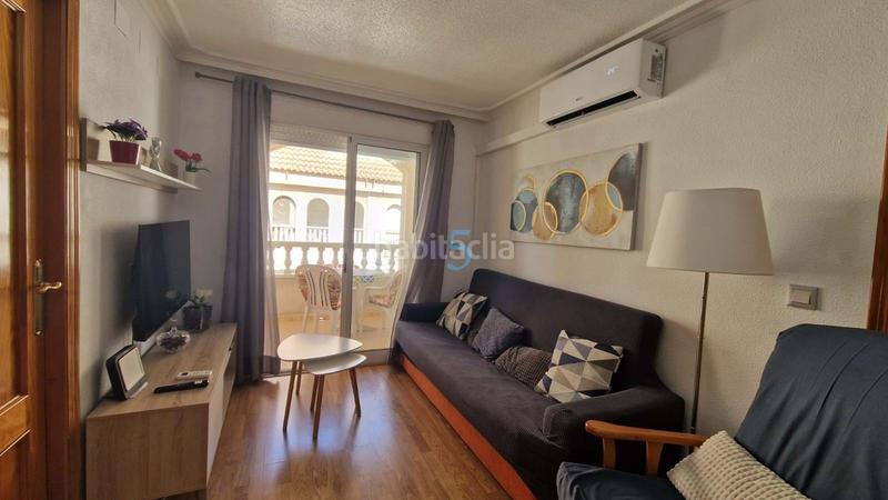 Foto b38a2dd6-6e3c-4e07-b28b-ce4d2fee1378. Appartamento con riscaldamento in El Acequión Torrevieja
