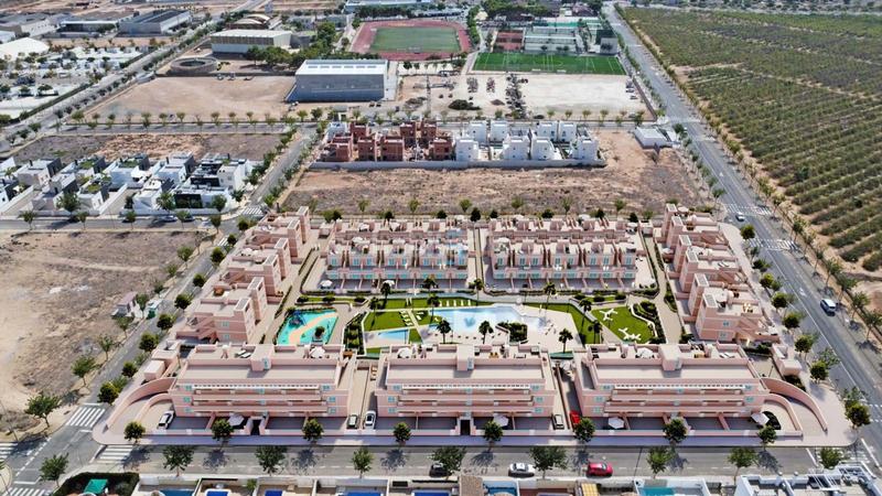 Foto f739b01e-d19b-4d64-89e5-52e3d4c4b6c9. Appartamento con piscina in Pilar de la Horadada ciudad Pilar de la Horadada