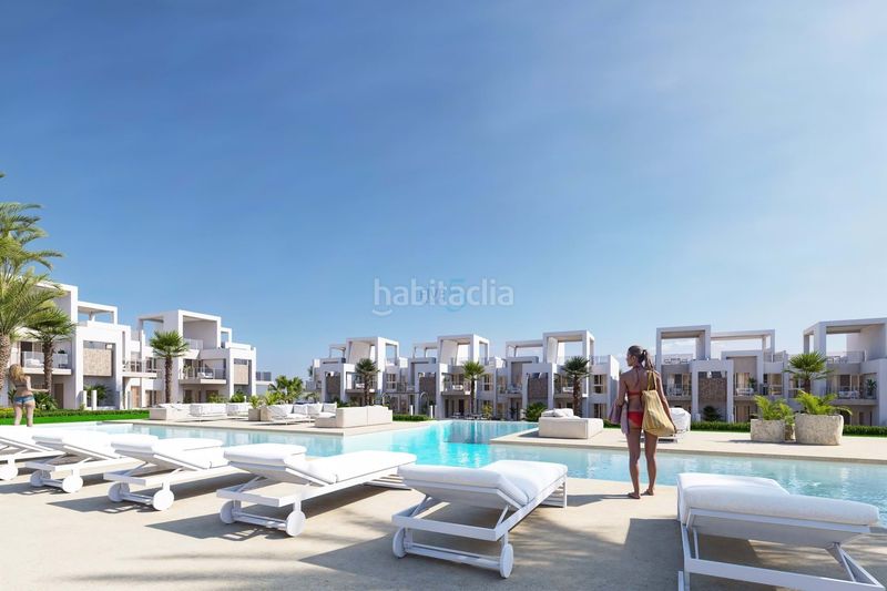 Foto e30eadf1-795d-4a2b-aee1-19d43f022877. Pis amb piscina a Rojales