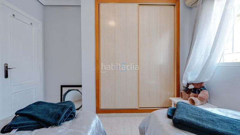 Foto 5bd75ddd-f1c9-4ad7-a701-5cd053590c51. Casa a schiera con piscina in Zeniamar - Horizonte - La Campana Orihuela