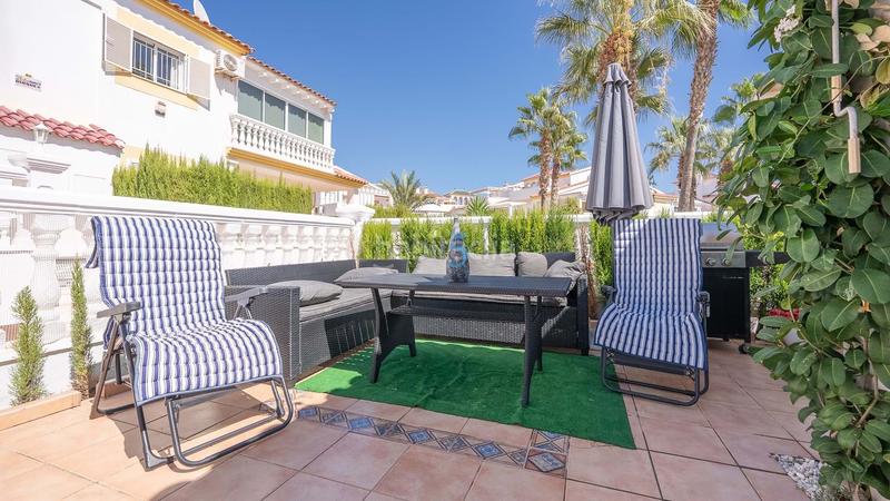 Foto 6e2f5500-8084-4df0-a886-fc4c6a7dcbd7. Casa a schiera con piscina in Zeniamar - Horizonte - La Campana Orihuela