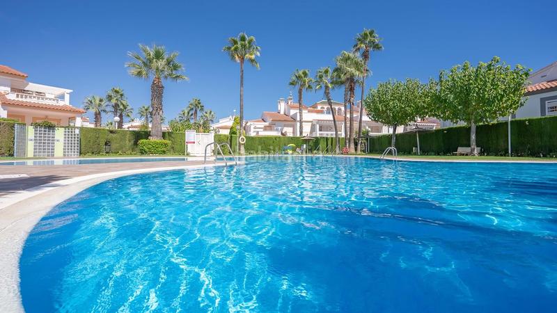 Foto db0bb5fa-0058-4934-b2ca-5ca950958c1c. Casa a schiera con piscina in Zeniamar - Horizonte - La Campana Orihuela