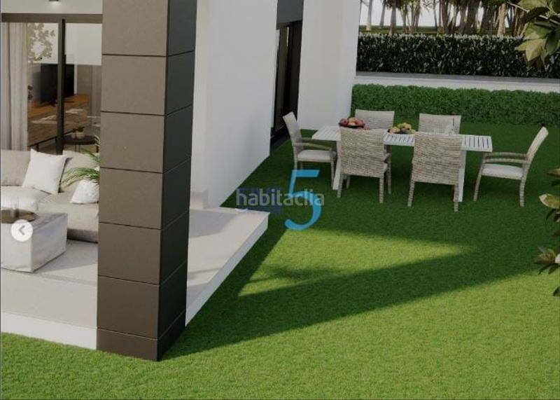 Foto 17ca5d19-71a3-4eea-bcff-eb10669f9f5a. Penthouse with pool in Torreblanca Torrevieja