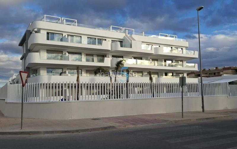 Foto 3a909f07-132b-4cd0-98d2-9d0a17e64bde. Etagenwohnung mit pool in Lomas de Cabo Roig - Los Dolses Orihuela