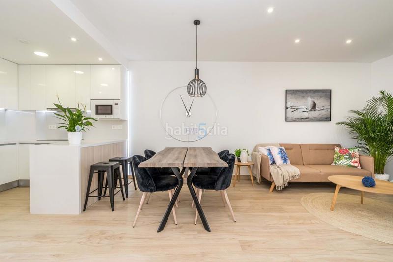 Foto 2bb27d2c-a5d6-47c7-8029-ab9f42a98d5f. Appartamento con piscina in balcón de Finestrat-terra marina Finestrat