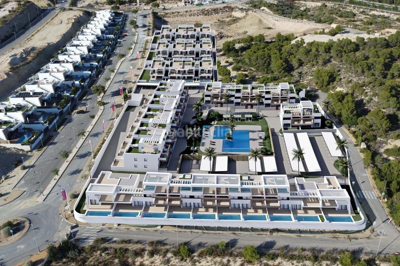 Foto 3a3b31d3-f9e3-41dd-b92f-d9424bbde8d7. Piso en balcón de Finestrat-terra marina Finestrat