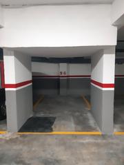 Parking coche en La Marina del Port. Venta de plazas de aparcamiento en zona franca